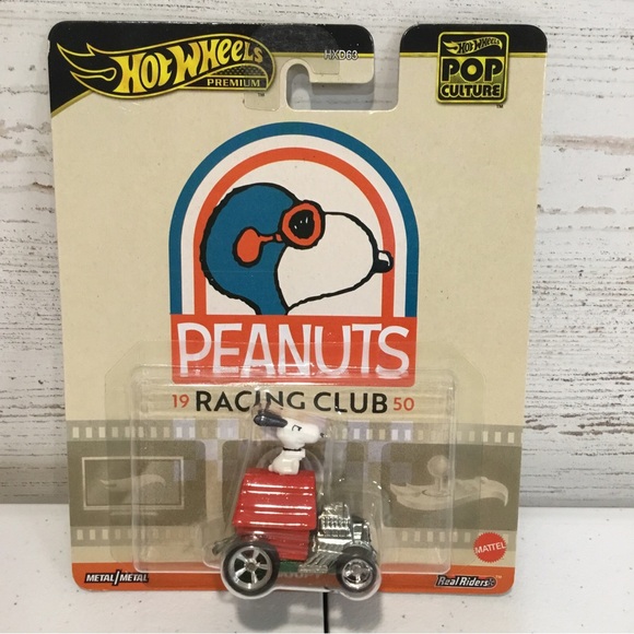 Mattel Other - Snoopy Peanuts Hot Wheels Premium Pop Culture SEALED Metal Real Riders